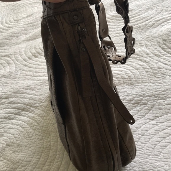 Lockheart Leather Hobo Bag - Picture 4 of 8